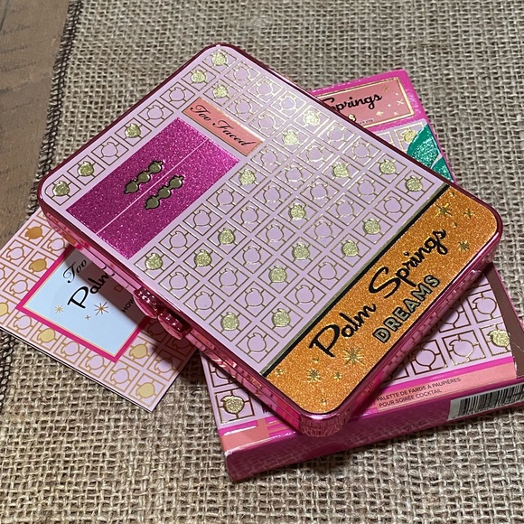 Too Faced Large palette - Picture 2 of 8